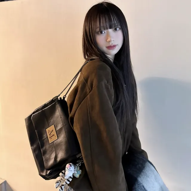 인피니티 레더 체인 숄더 백 (남녀공용)