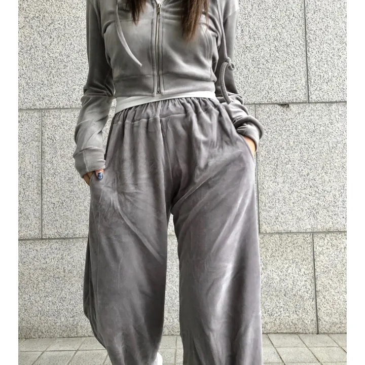 Have zip-up
