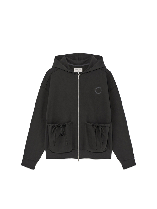 VOLUME POCKET HOODY ZIP UP IN CHARCOAL