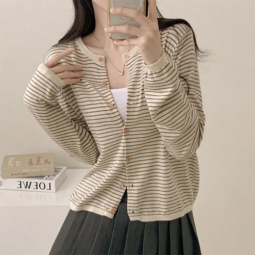 [봄가디건/데일리무드] 리스 단가라 라운드넥 스트라이프 루즈핏 긴팔 가디건 (2color)