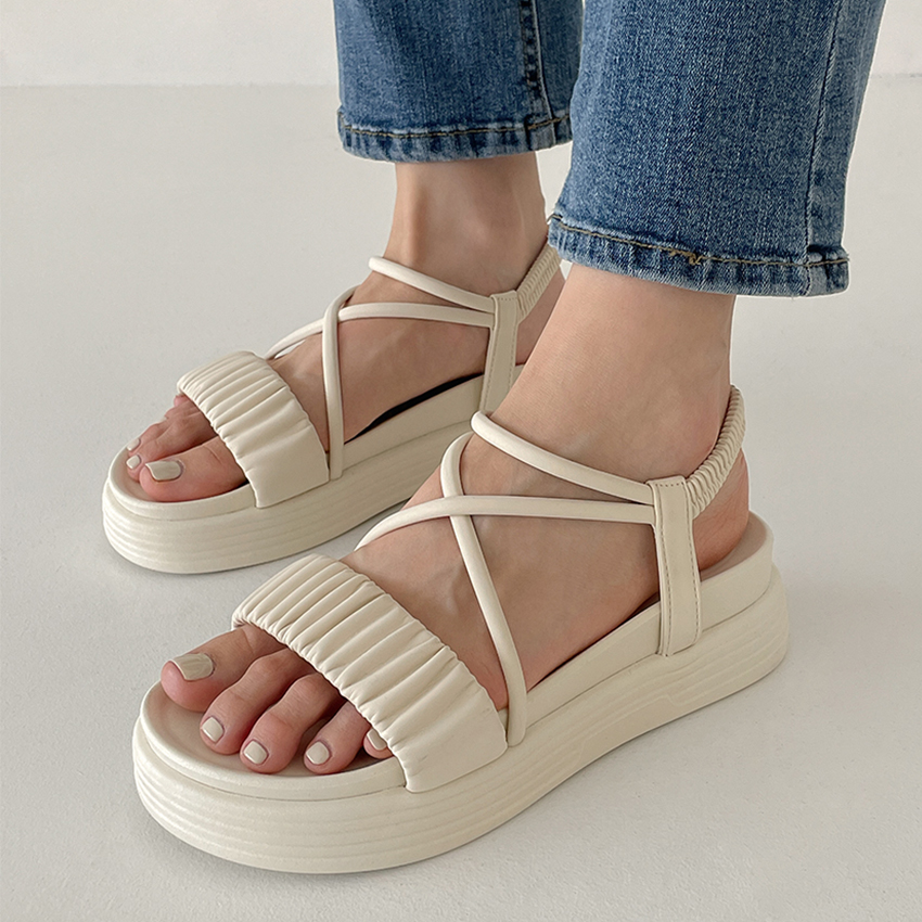 데이즈 여름 휴양지 통굽 가벼운 스트랩 샌들 (4cm) (글래디/키높이/가보시/밴딩)