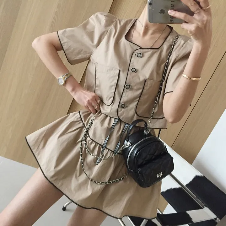 반디 스퀘어넥 배색 라인띠 어깨패드 퍼프 크롭 반팔자켓 플레어 밴딩 A라인 미니스커트 여름 투피스세트 (3color)